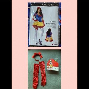 Snow White Costume with Accessories